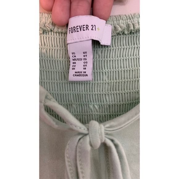 Forever 21 Off the Shoulder Dress - Picture 2 of 3